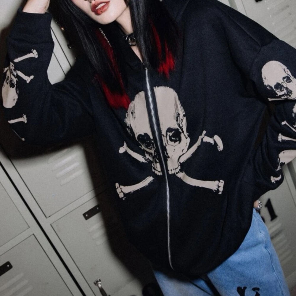 SHEIN BRAND SKULL ZIP UP HOODIE